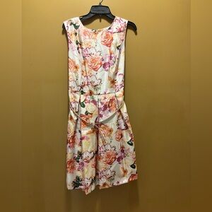 🧵Liz Claiborne Floral Midi Dress - Cream and Pink